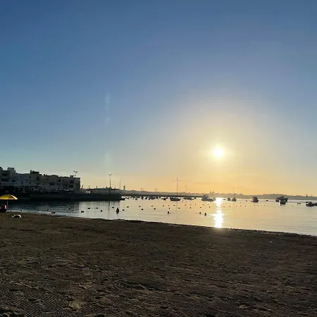 Sunset Modern Near The *