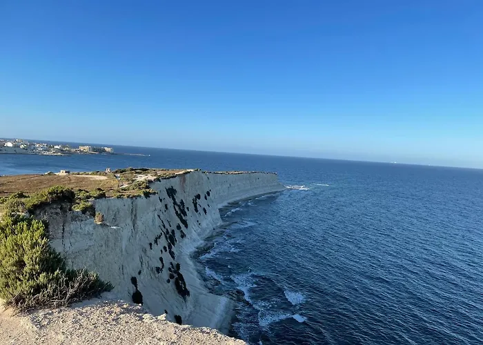 Sunset Modern Near The